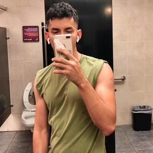 Meet your Posher, Luis